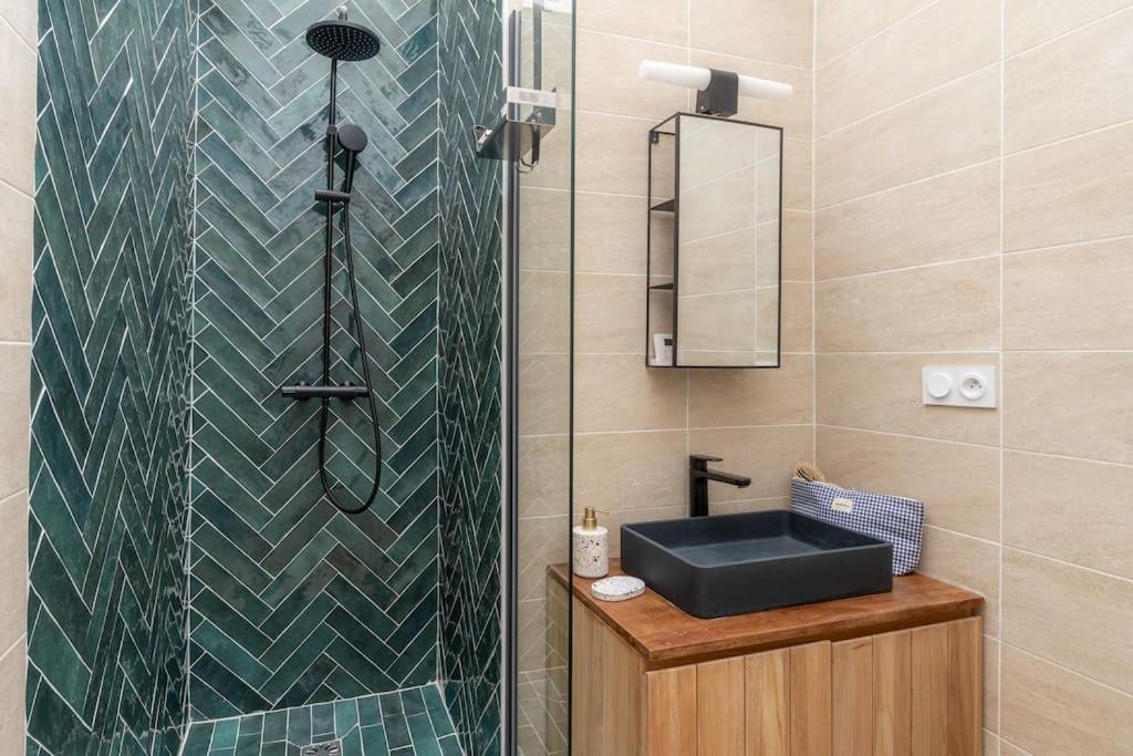 New - Appartement Luxeux Avec Cinema Et Sauna Paris Exterior photo